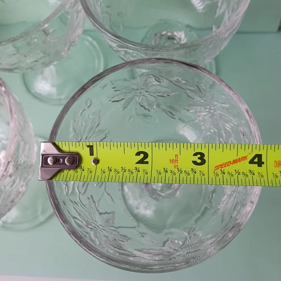 SET OF 4 PRINCESS HOUSE FANTASIA FOOTED DESSERT/SHERBET BOWLS POINSETTIA PATTERN - Picture 12 of 15